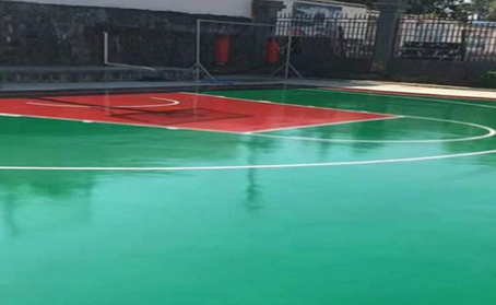 贵港篮球场翻新地面